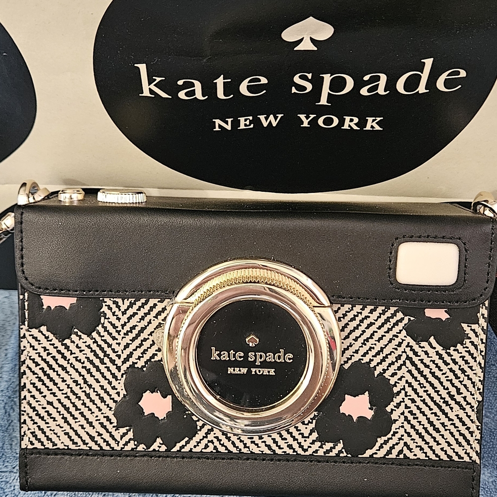 Kate Spade Oh Snap Novelty Camera Bag, NWT